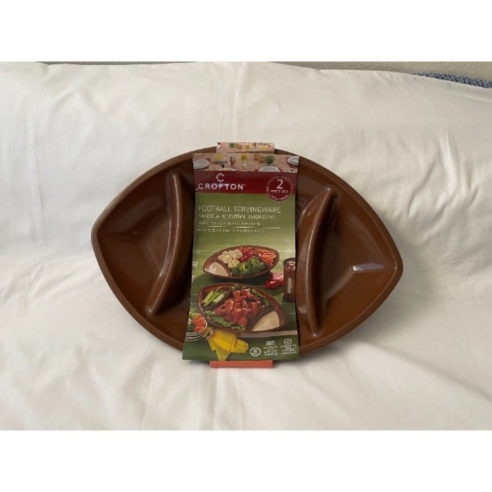 Football Serving trays, 2 Pack, New!